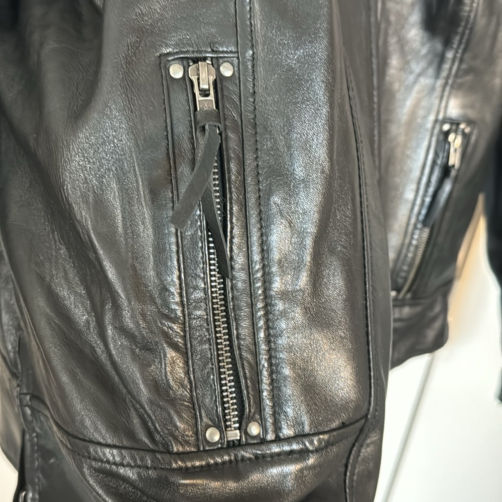Women’s Motorcycle Jacket | Genuine Leather - Picture 7 of 16